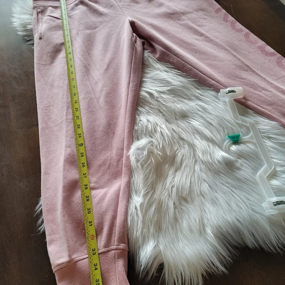 Only1 LEFT! NWT Reebok Pink Sweats - Picture 13 of 16